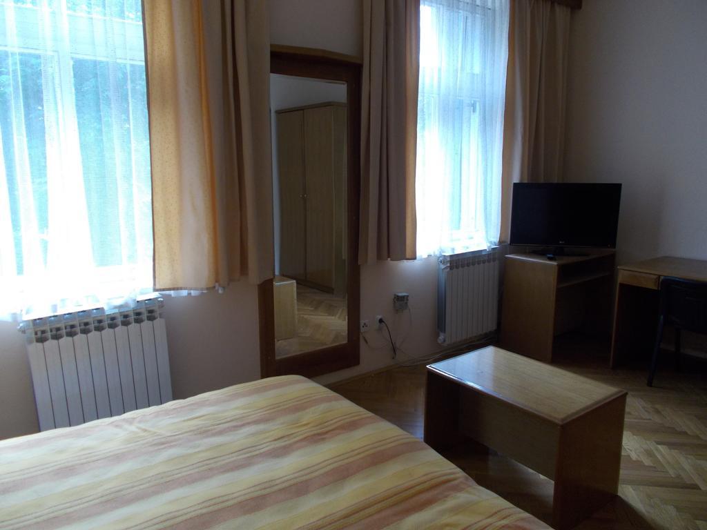 Studio Apartments "Chess Club Bosna" Sarajewo Zewnętrze zdjęcie