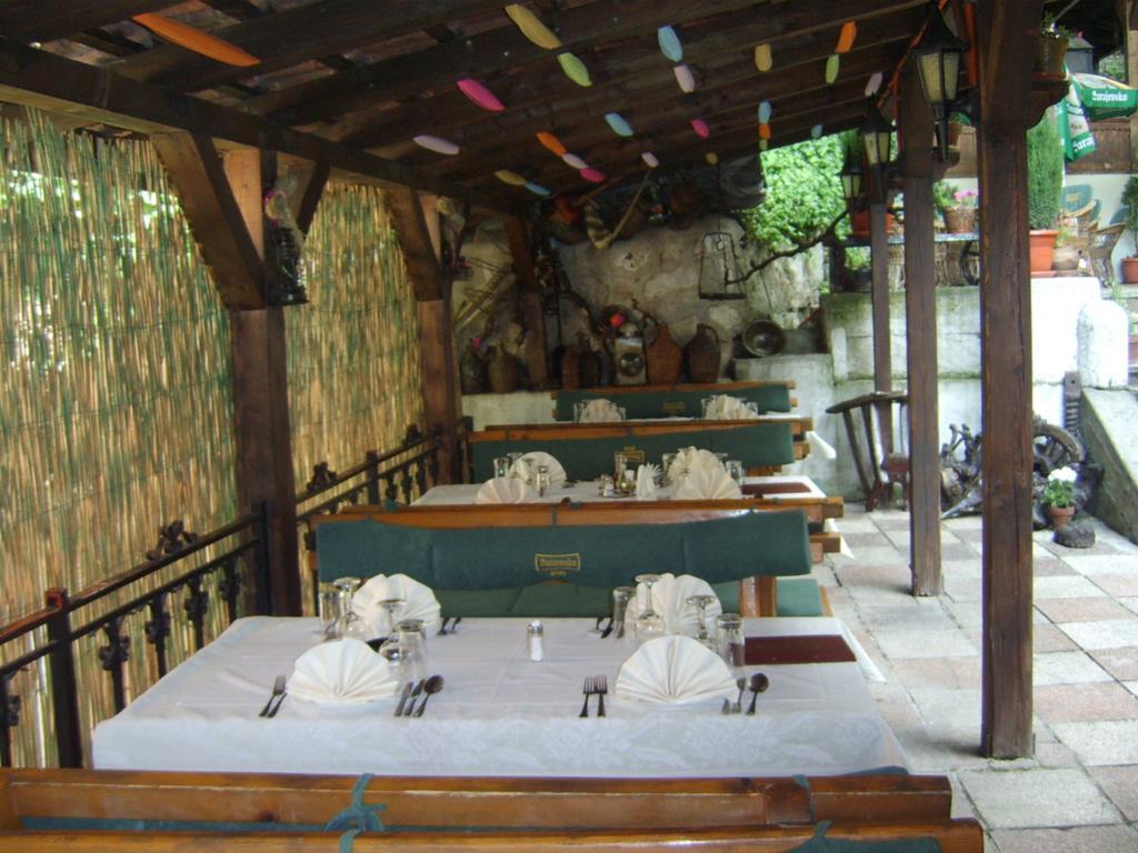 Studio Apartments "Chess Club Bosna" Sarajewo Zewnętrze zdjęcie
