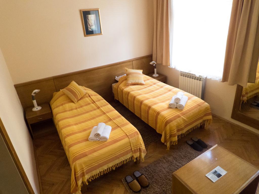 Studio Apartments "Chess Club Bosna" Sarajewo Zewnętrze zdjęcie